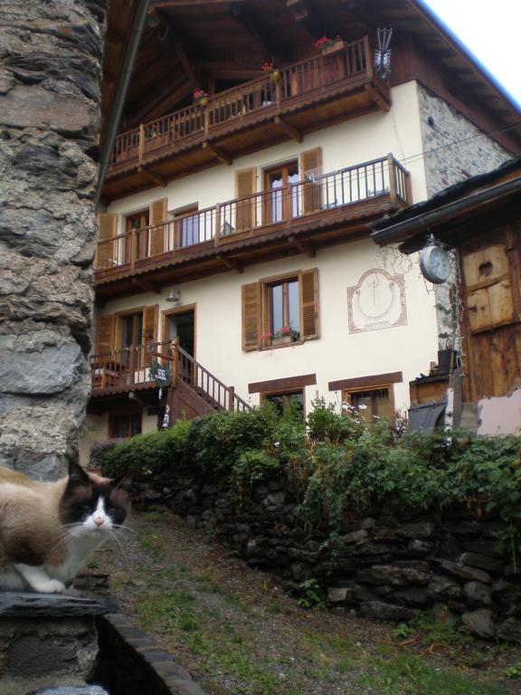 Chalet Bois D'Antan Bed & Breakfast Sainte-Foy-Tarentaise Exterior photo