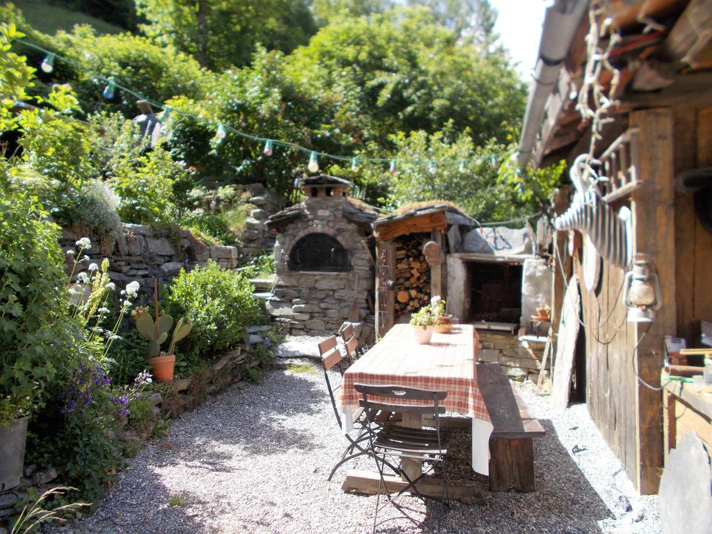 Chalet Bois D'Antan Bed & Breakfast Sainte-Foy-Tarentaise Exterior photo